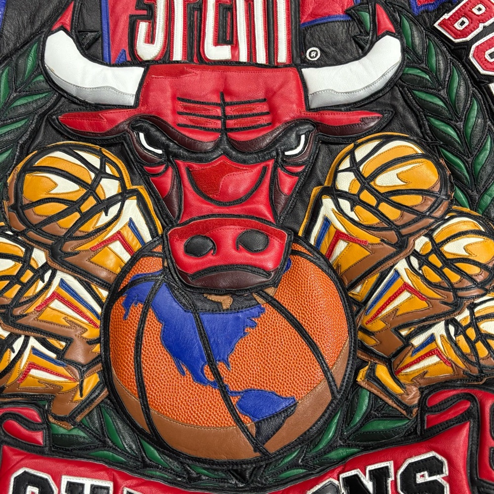 1998 Jeff Hamilton Chicago Bulls NBA 3 Peat Championship Leather Jacket Size XL - Picture 4 of 13